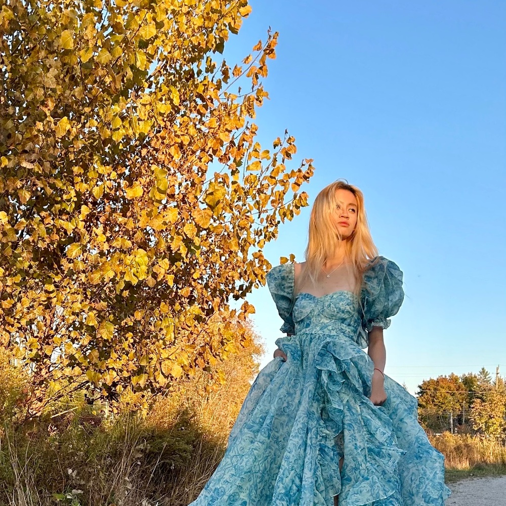 Selkie “The Porcelain In Bloom Bridal Gown“